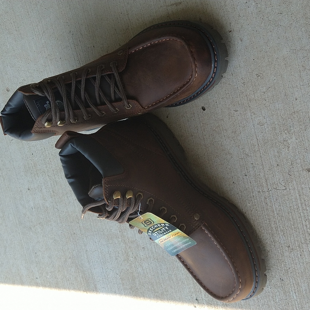 Sketchers Men's Boots